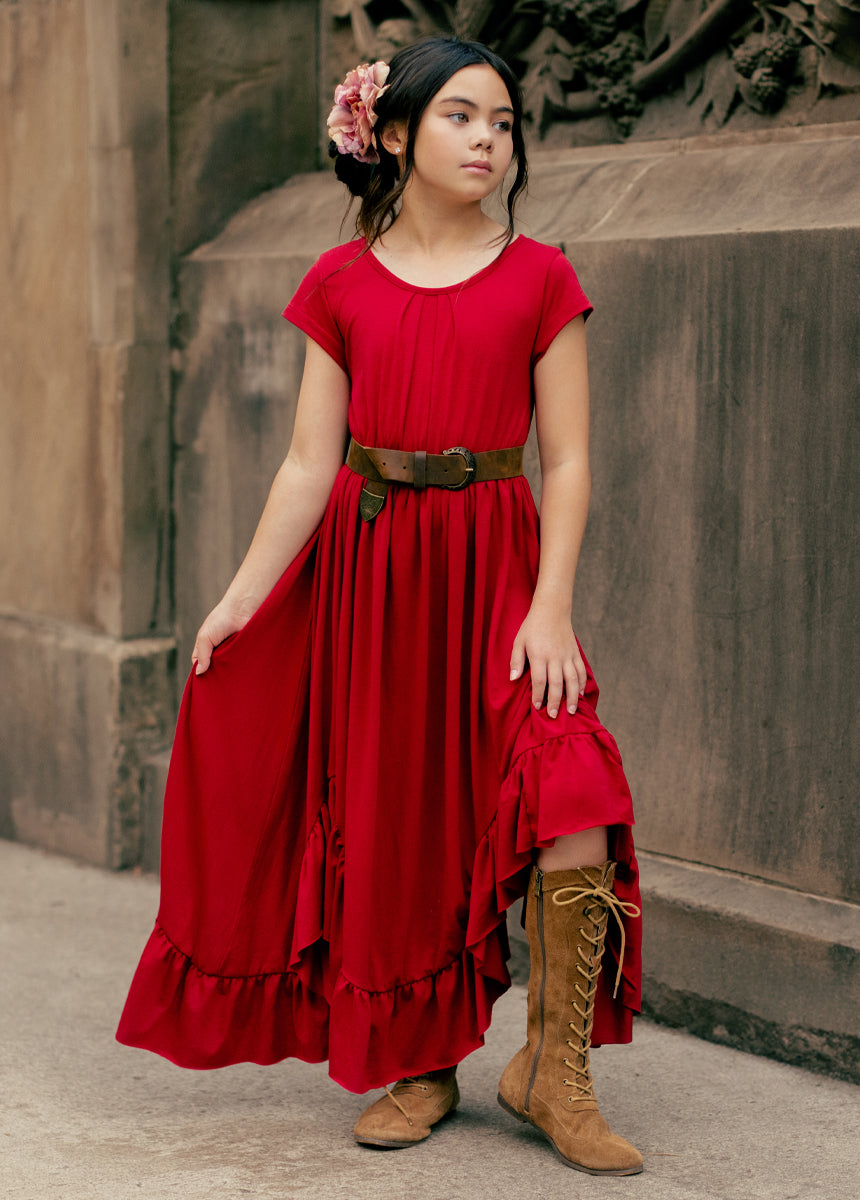 Braelyn Dress in Scarlet