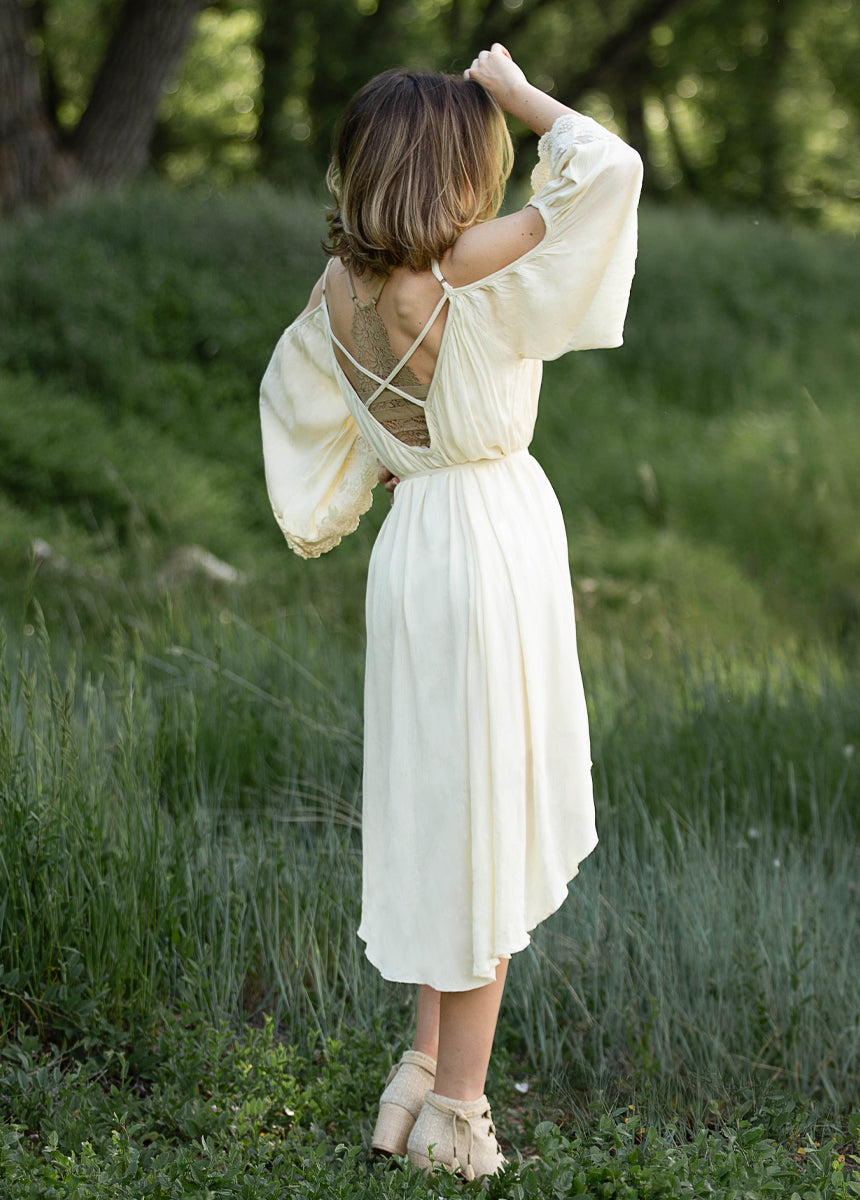 Dela Dress in Cream