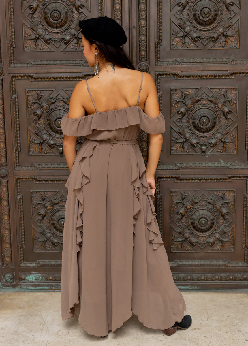 Faydon Dress in Taupe