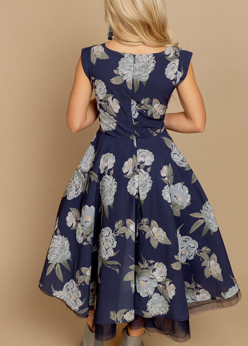 Lezah Petticoat Dress in Large Navy Floral