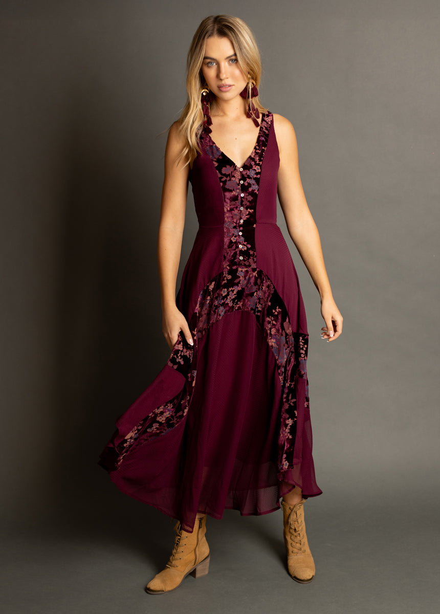 Nahri Dress in Berry