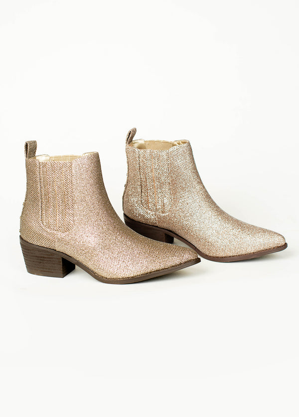 Chelzea Boot in Gold - Joyfolie