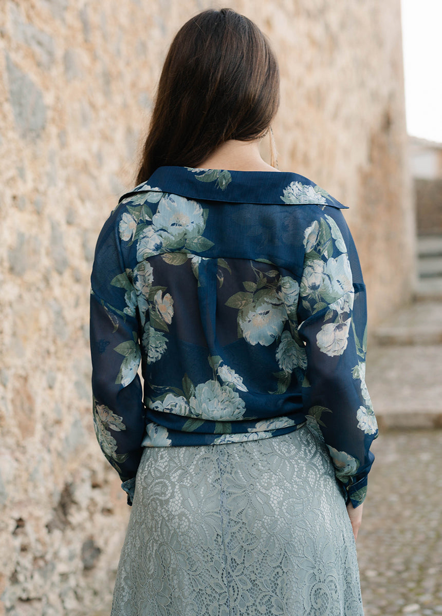 Agnes Top in Large Navy Floral